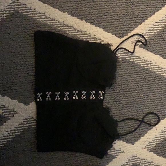 crop tee, black w lace, new. - Picture 2 of 3